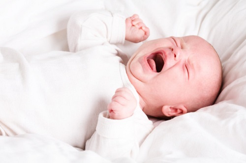Trẻ sơ sinh bị ho vẫn có thể dùng siro ho Bạch Hồng